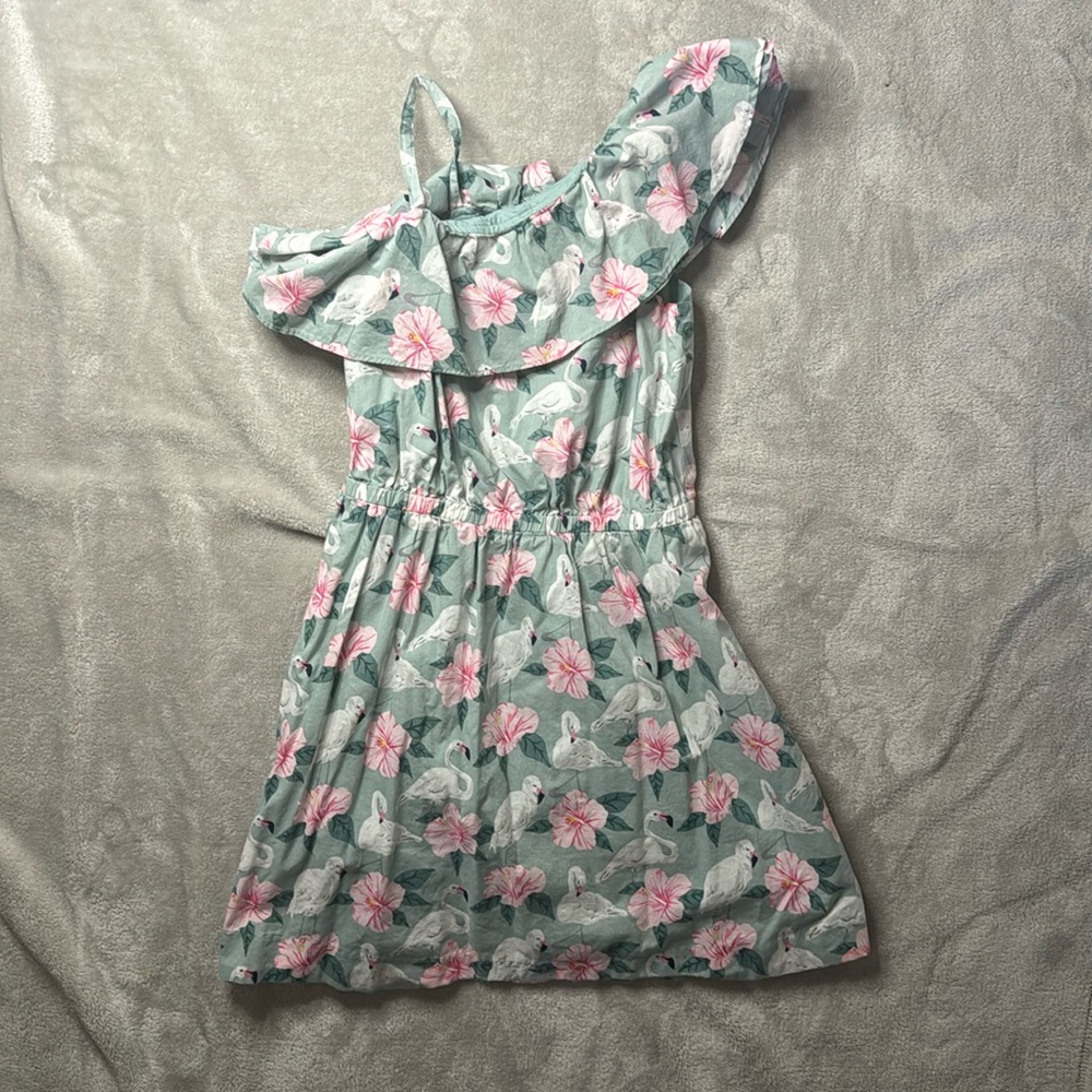 Girls dress with swans and flowers